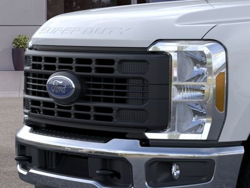 New 2026 Ford F250 XL AWD/4WD image 29