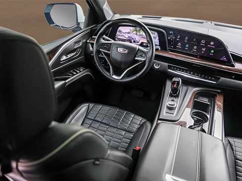 Certified 2023 Cadillac Escalade Sport Platinum image 29