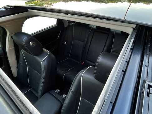 Used 2016 Jaguar XJ R-Sport image 19