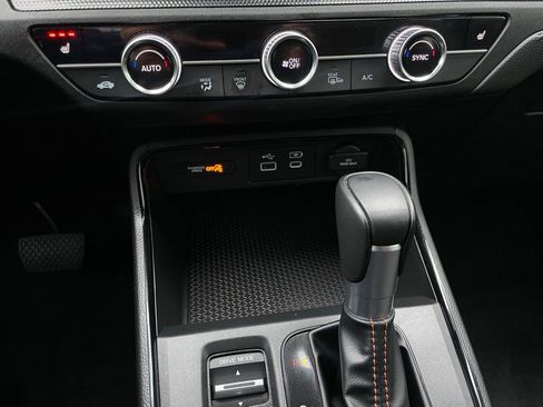 Certified 2025 Honda CR-V Sport image 18