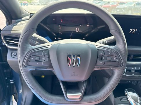 New 2026 Buick Envista Preferred FWD image 18