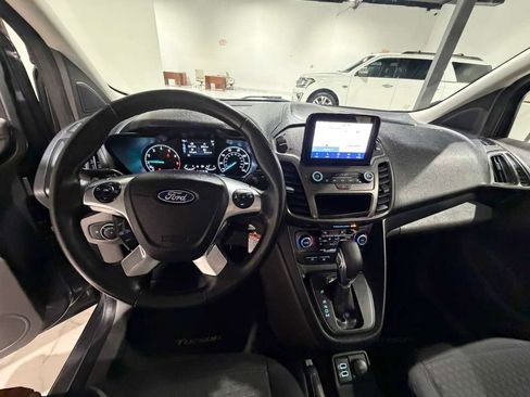 Used 2020 Ford Transit Connect XLT image 19