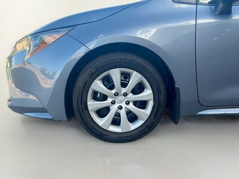 Used 2025 Toyota Corolla LE FWD image 29