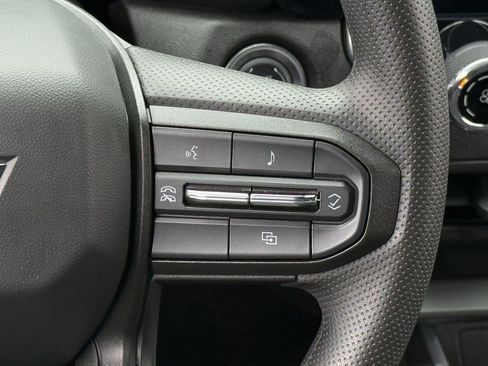 Certified 2025 Chevrolet Colorado W/T RWD image 14