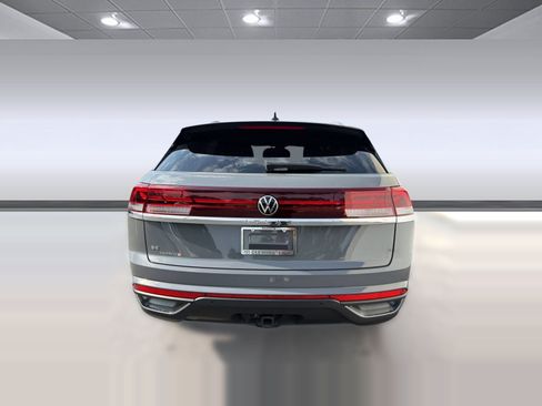 Used 2026 Volkswagen Atlas Cross Sport SE FWD image 10