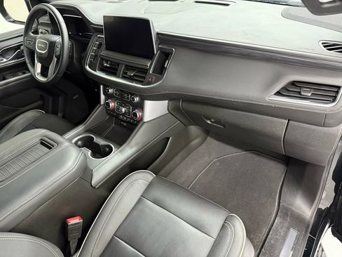 Used 2024 GMC Yukon SLT image 25