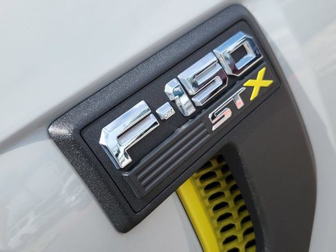 Used 2024 Ford F150 STX AWD/4WD image 11