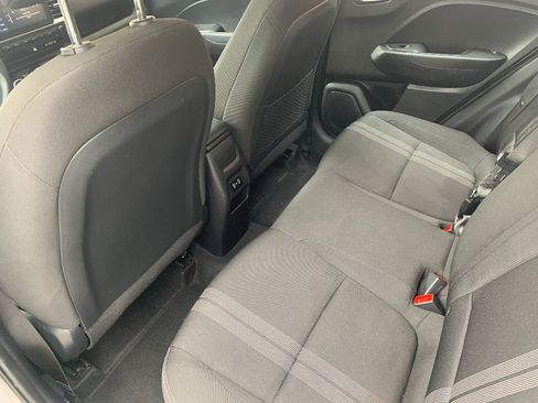 Used 2025 Hyundai Venue SEL FWD image 26
