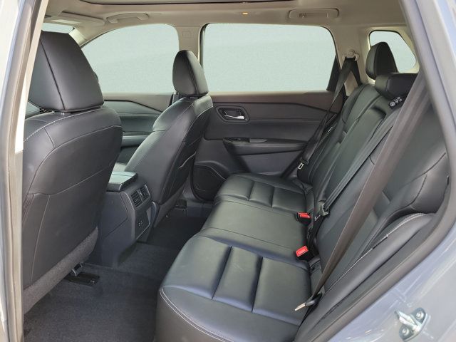 Used 2023 Nissan Rogue SL FWD image 17