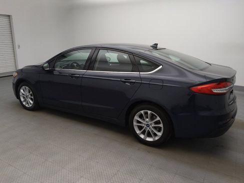 Used 2020 Ford Fusion SE FWD image 3