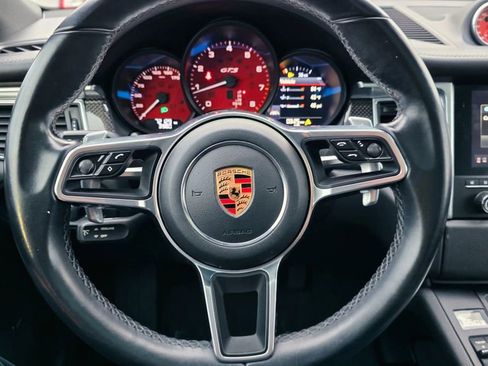 Used 2018 Porsche Macan GTS w/ Premium Package Plus AWD/4WD image 16