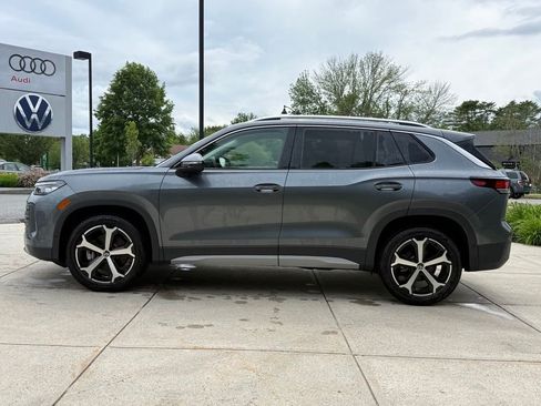 New 2026 Volkswagen Tiguan SE AWD/4WD image 6
