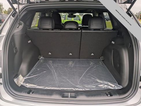 New 2025 Jeep Compass Latitude w/ Sun & Sound Group image 12