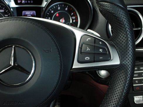 Used 2019 Mercedes-Benz SL 550 image 22