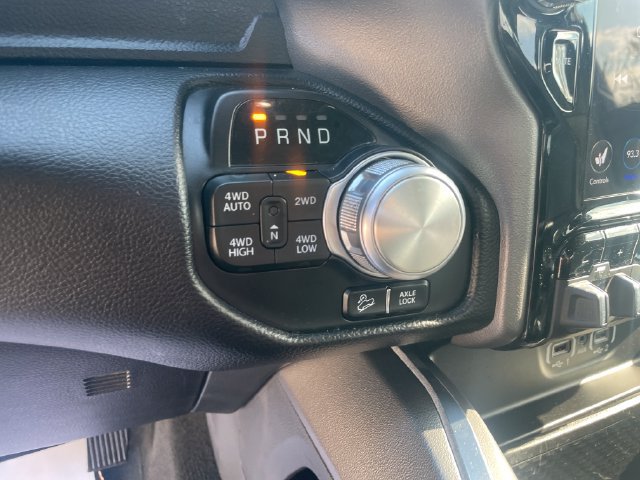 Used 2020 RAM 1500 Laramie w/ Sport Appearance Package AWD/4WD image 25