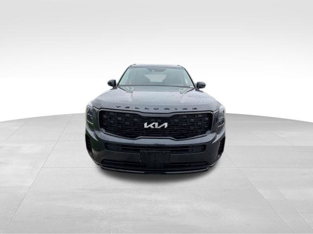 Used 2022 Kia Telluride EX w/ EX Premium Package AWD/4WD image 3