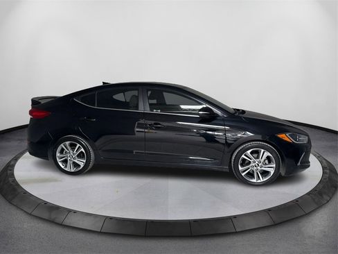 Used 2018 Hyundai Elantra Limited image 4