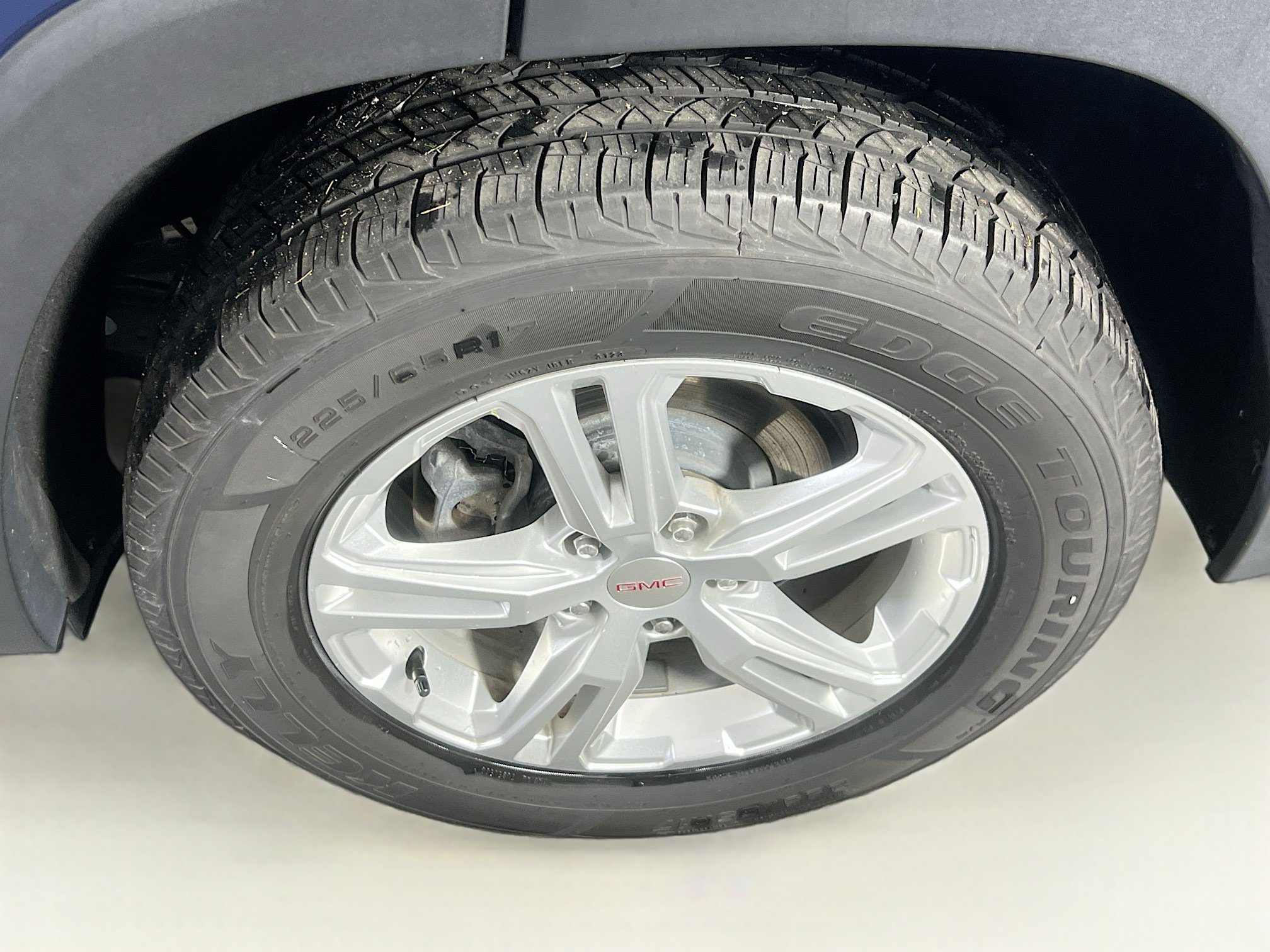 Used 2020 GMC Terrain SLE FWD image 27