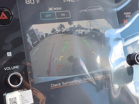 Certified 2025 Subaru Outback Premium image 20