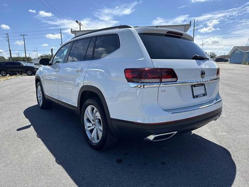 Certified 2023 Volkswagen Atlas SE w/ Panoramic Sunroof Package FWD image 12