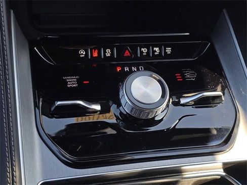 New 2025 Jeep Wagoneer Series II image 11