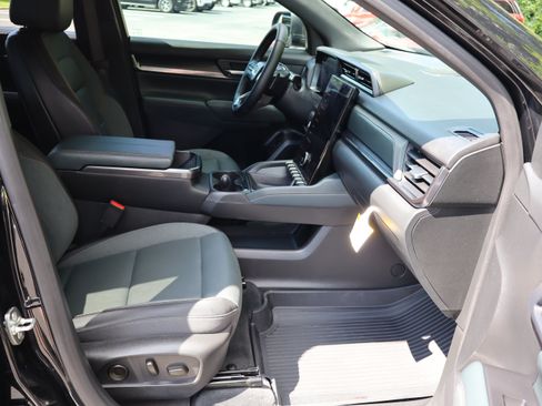 Used 2026 GMC Terrain AT4 w/ Convenience Package III AWD/4WD image 31