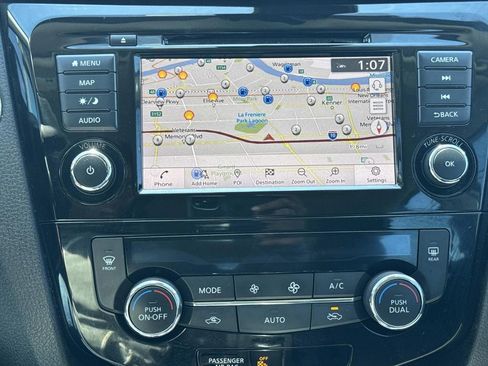 Used 2020 Nissan Rogue Sport SL image 26