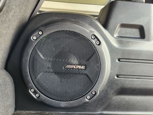 Used 2023 Jeep Wrangler Unlimited w/ 8.4" Radio Group AWD/4WD image 35