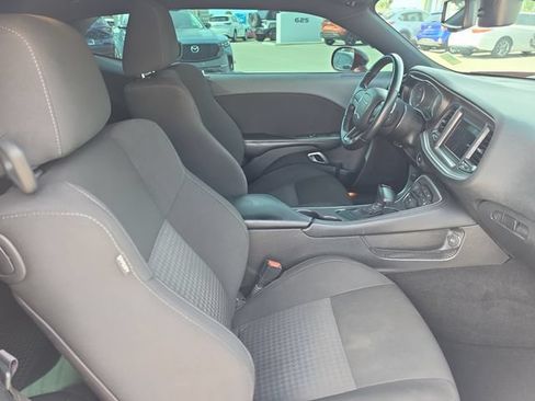 Used 2022 Dodge Challenger GT RWD image 7