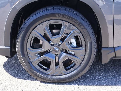 Used 2024 Subaru Ascent Onyx Edition Limited w/ Popular Package Onyx AWD/4WD image 12