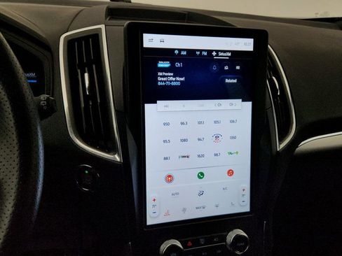 Used 2024 Ford Edge ST image 17