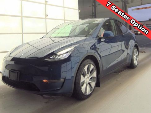 Used 2022 Tesla Model Y Long Range image 1