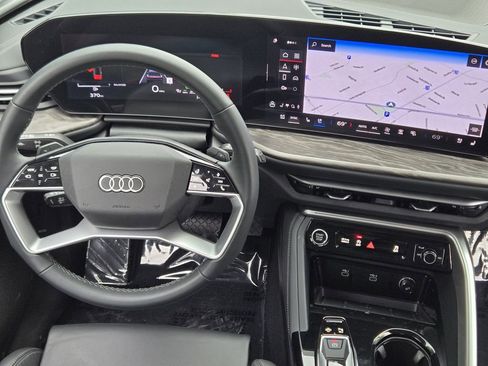 Certified 2025 Audi Q5 Premium Plus w/ Premium Plus AWD/4WD image 35