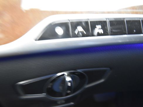 Used 2014 Mercedes-Benz S 550 Sedan image 18