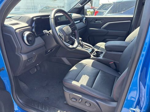 Used 2024 Chevrolet Colorado Z71 w/ Z71 Convenience Package 2 AWD/4WD image 5