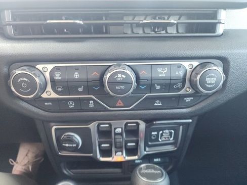 New 2026 Jeep Gladiator Sport AWD/4WD image 5