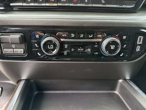 Used 2025 Chevrolet Silverado 2500 High Country w/ Midnight Edition AWD/4WD image 19