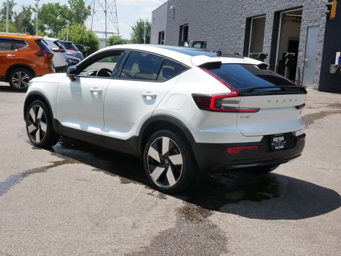 Certified 2023 Volvo C40 P8 Recharge Ultimate w/ Protection Package Premier AWD/4WD image 5