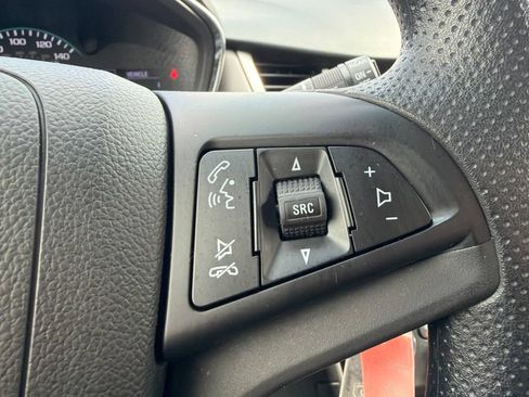Used 2020 Chevrolet Trax LS FWD image 29
