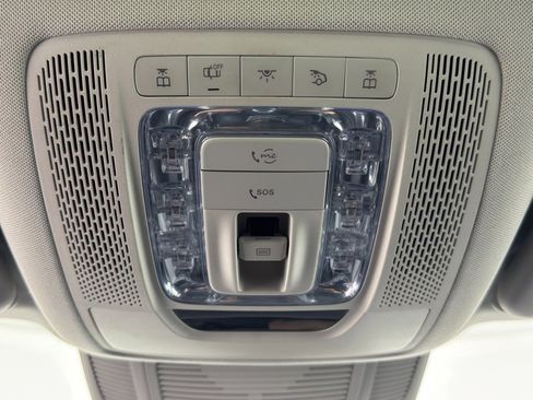 Used 2020 Mercedes-Benz GLE 350 GLE 350 w/ AMG Line, Premium & image 40