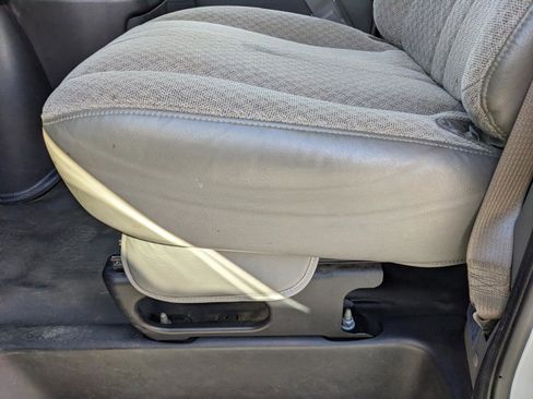 Used 2022 GMC Savana 3500 w/ Power Convenience Package image 12