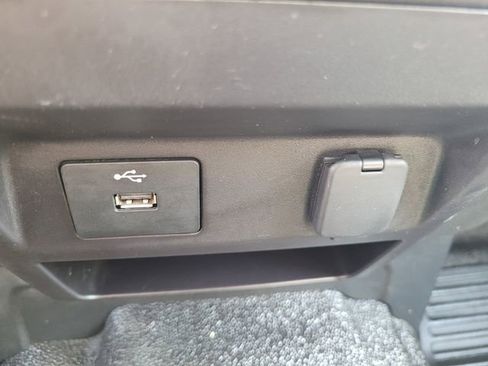 Certified 2019 Ford F550 XLT image 24