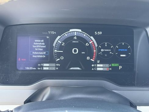 Used 2024 Toyota Sequoia Capstone AWD/4WD image 18