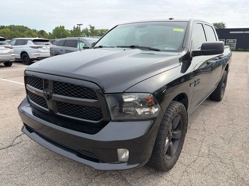 Used 2017 RAM 1500 Express w/ Black Ram 1500 Express Group AWD/4WD image 1