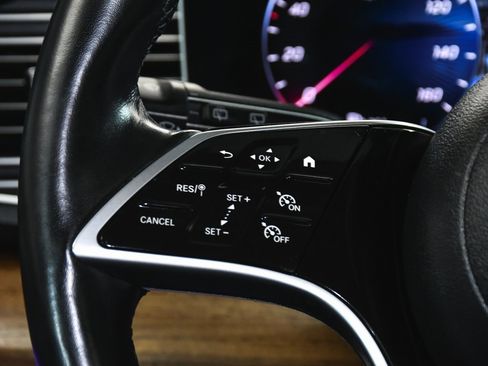 Used 2024 Mercedes-Benz GLE 350 4MATIC image 39