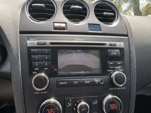 Used 2011 Nissan Altima 2.5 S w/ 2.5S Premium Pkg image 19