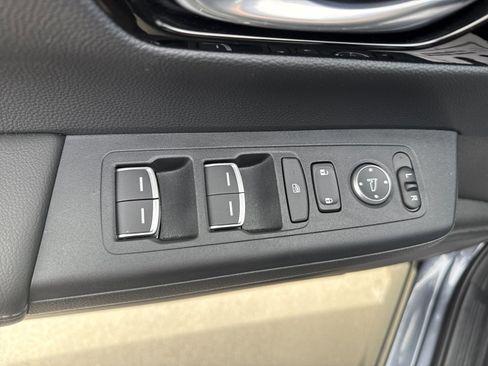 Used 2024 Honda CR-V EX-L image 11