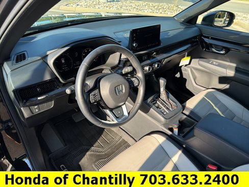 Used 2025 Honda CR-V Sport Touring image 27