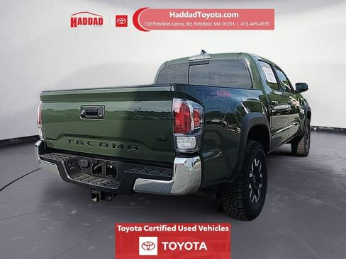 Certified 2022 Toyota Tacoma TRD Off-Road AWD/4WD image 6