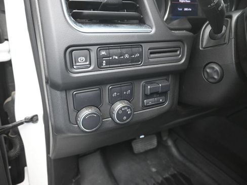 Used 2021 Chevrolet Tahoe LT w/ LT Signature Package RWD image 13